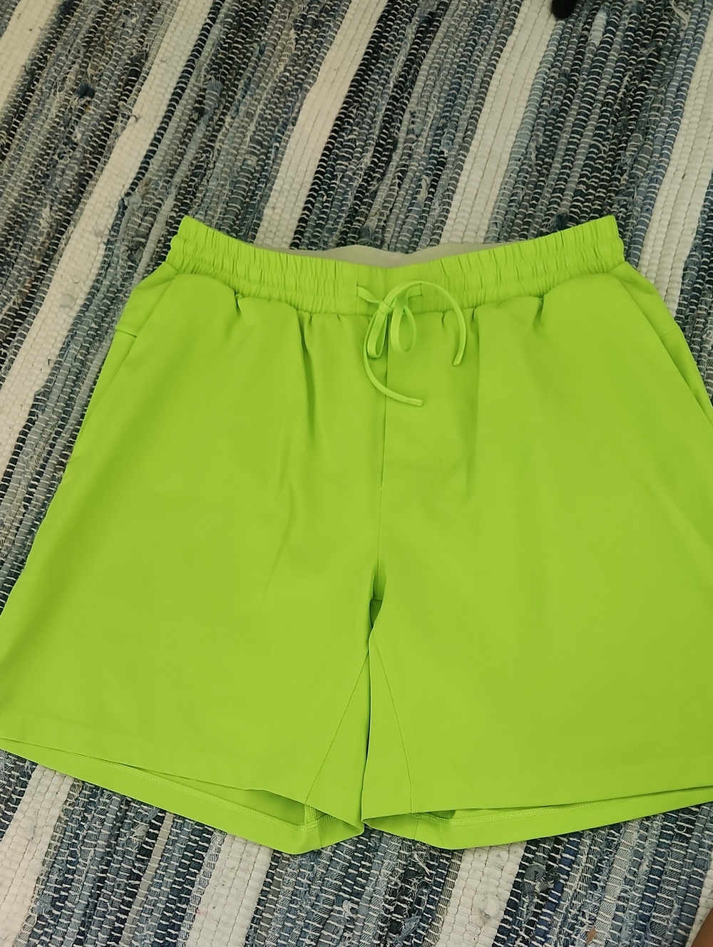 Men's Lulu Lemon Neon Green Elastic-Waist Shorts
